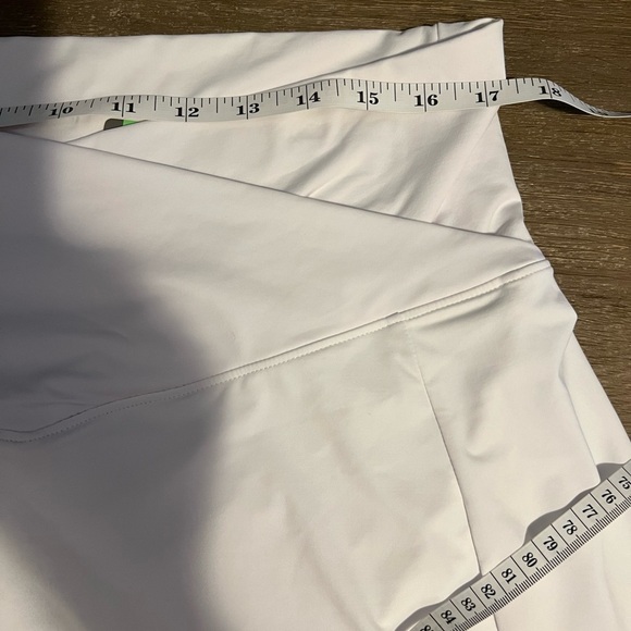 Prince Tennis Skort Womens XL White Fashion Wrap Skirt Shorts Ball Pocket - Picture 3 of 8